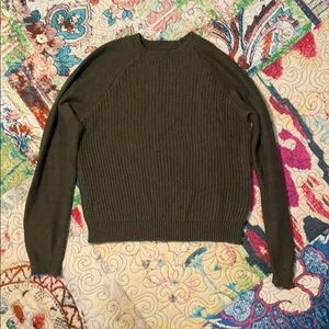 Cozy olive green Aéropostale sweater